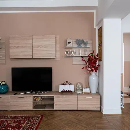 Gold Maison Villa Ferrare