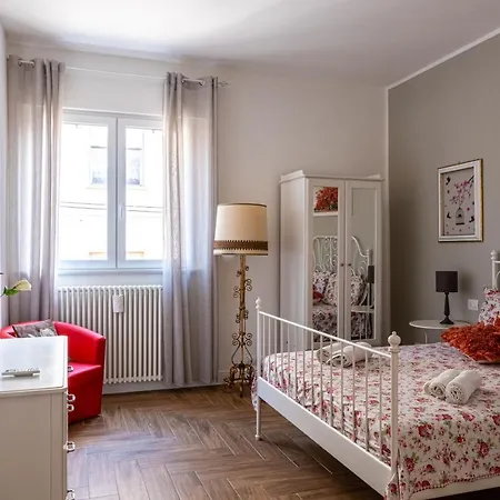 Villa Gold Maison Ferrara