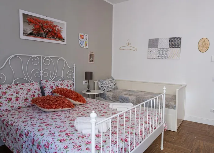 Gold Maison * Ferrara